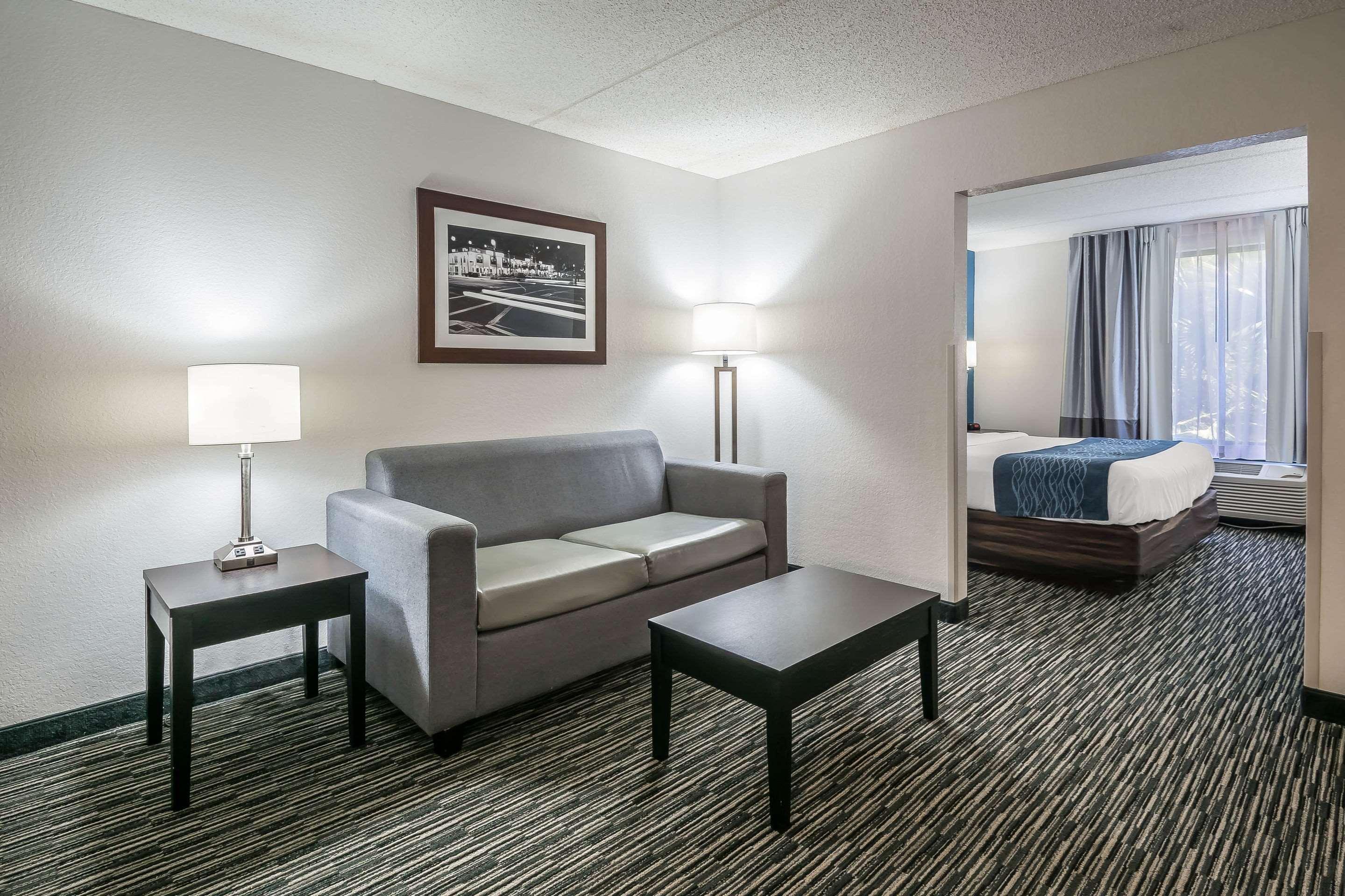 Comfort Inn University Γκέινσβιλ Εξωτερικό φωτογραφία