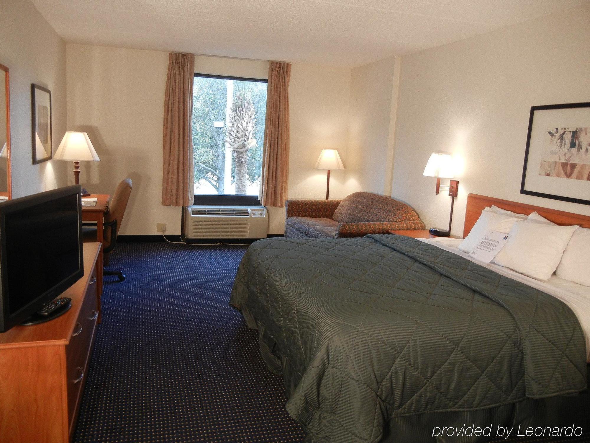 Comfort Inn University Γκέινσβιλ Δωμάτιο φωτογραφία